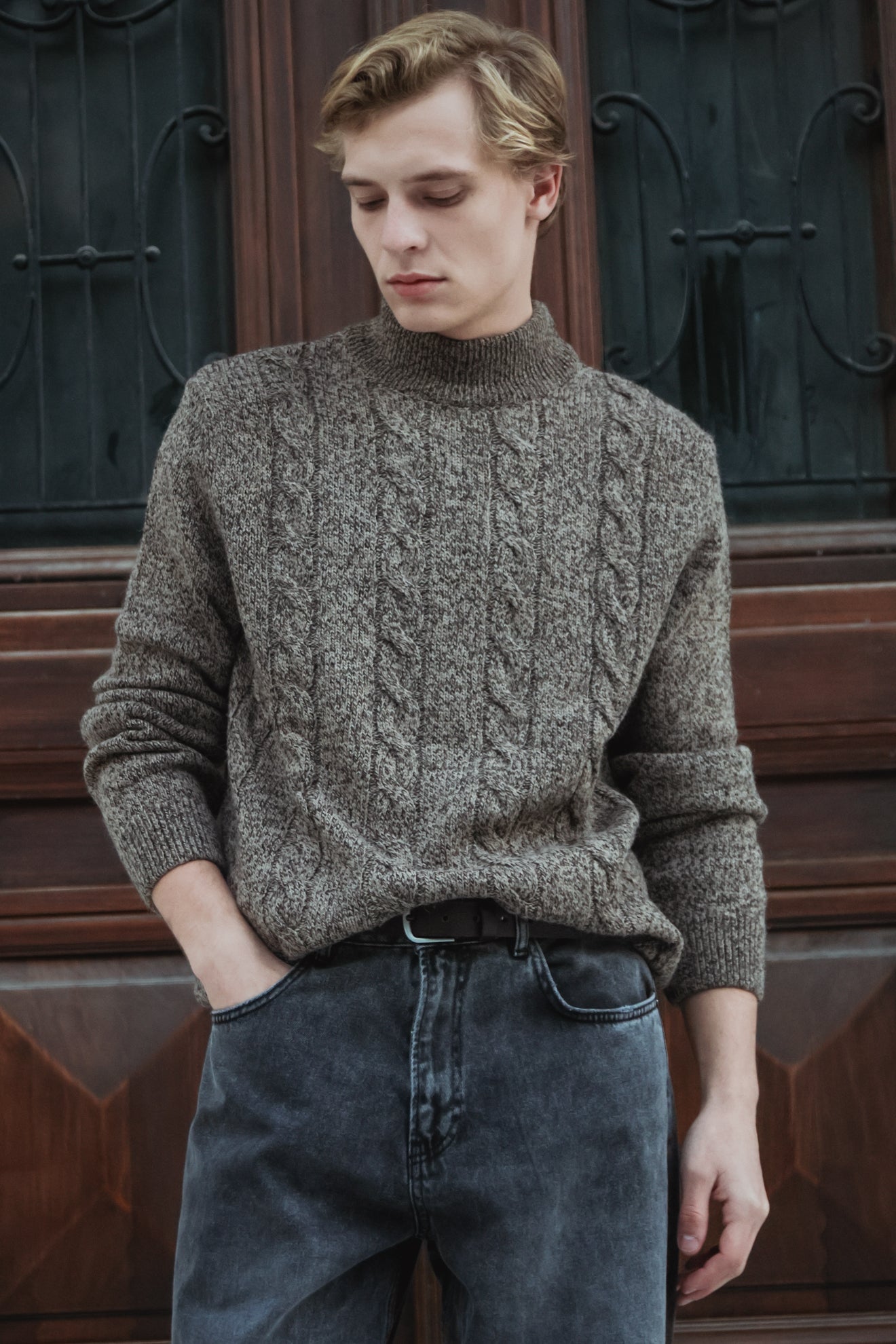 Πουλόβερ με πλεξίδες