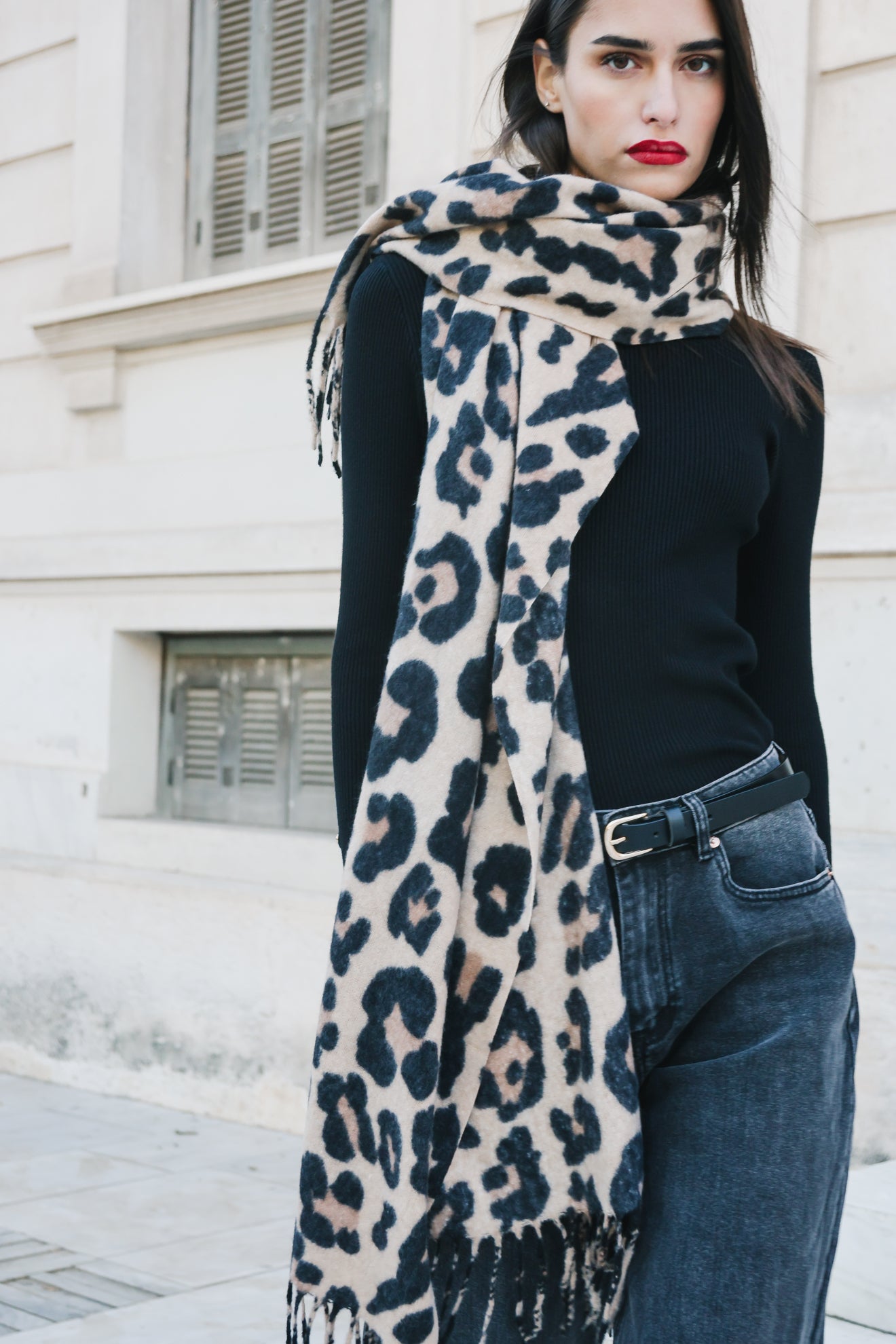 Πλεκτό κασκόλ animal print