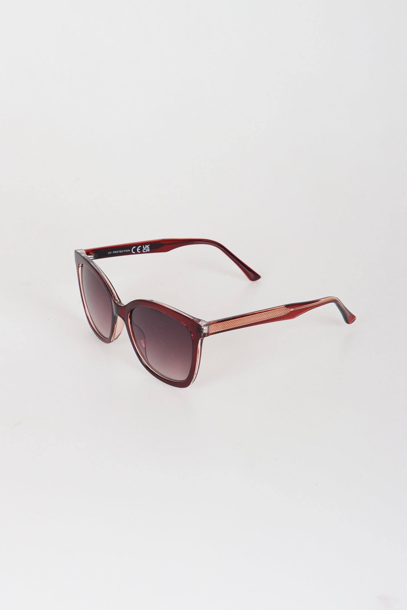 Γυαλιά ηλίου με κοκάλινο σκελετό