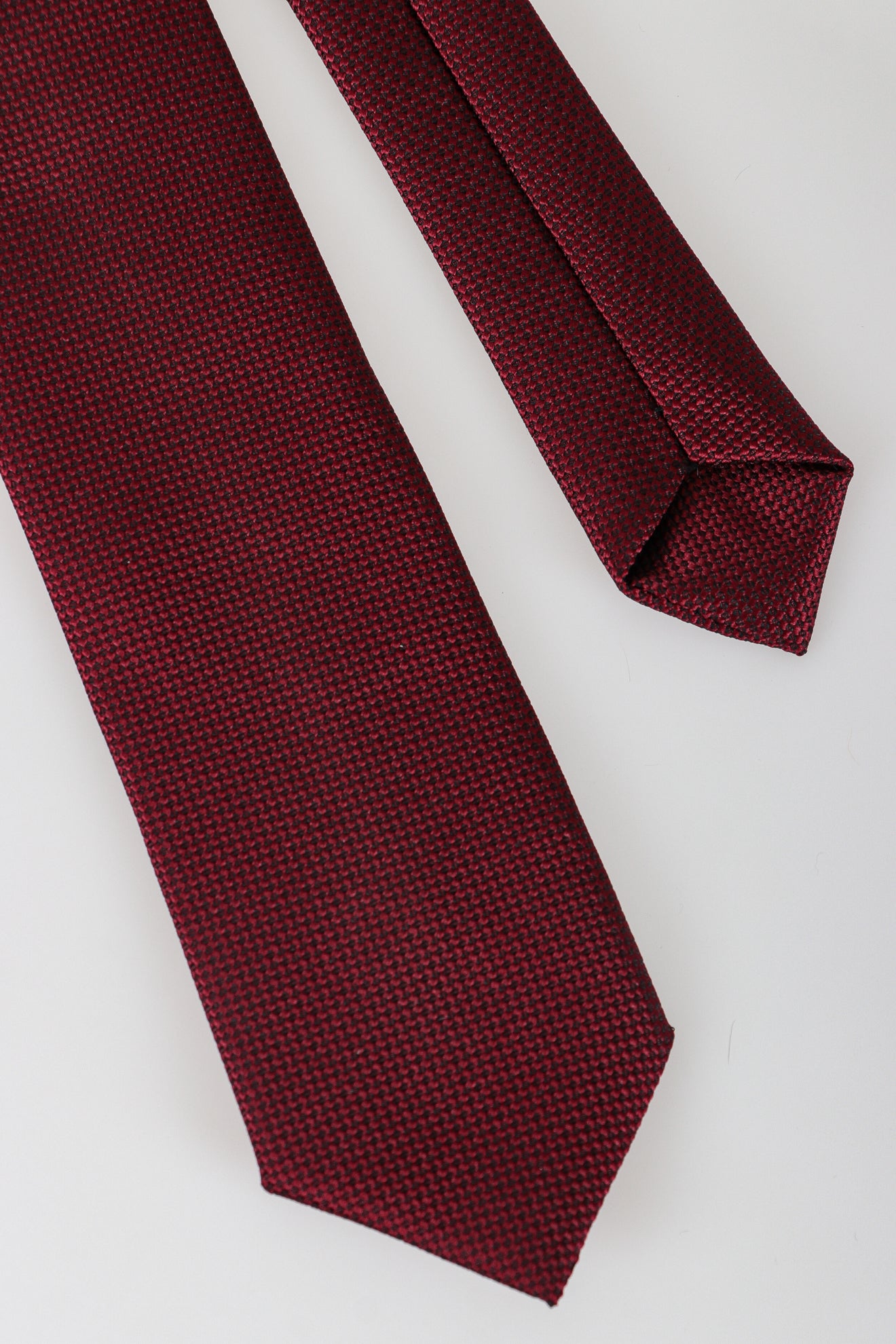 Ανάγλυφη γραβάτα