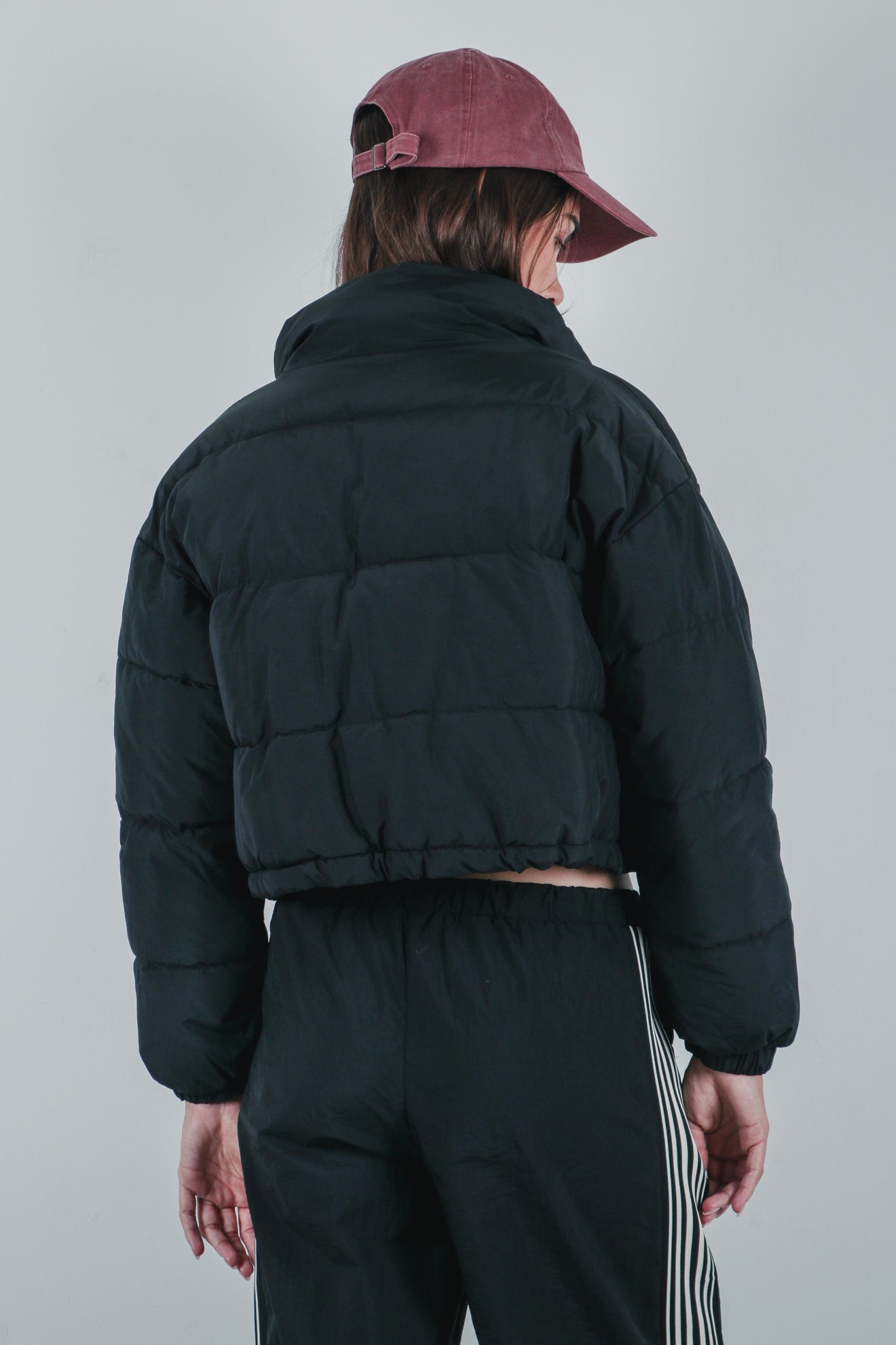 Κοντό καπιτονέ μπουφάν