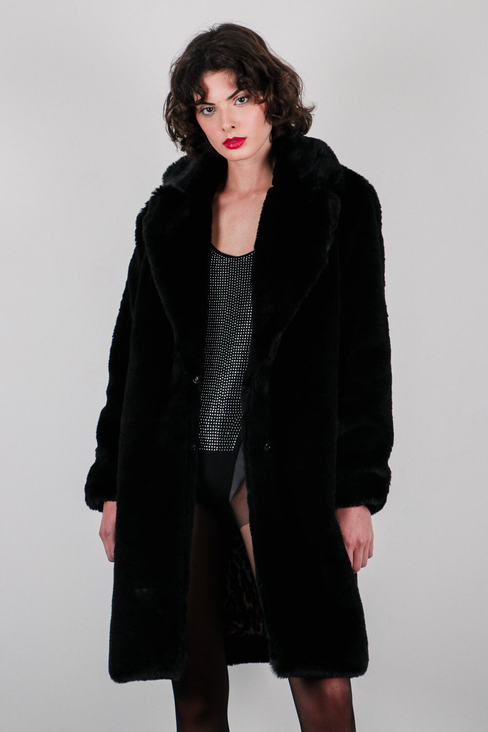 Παλτό από συνθετική γούνα