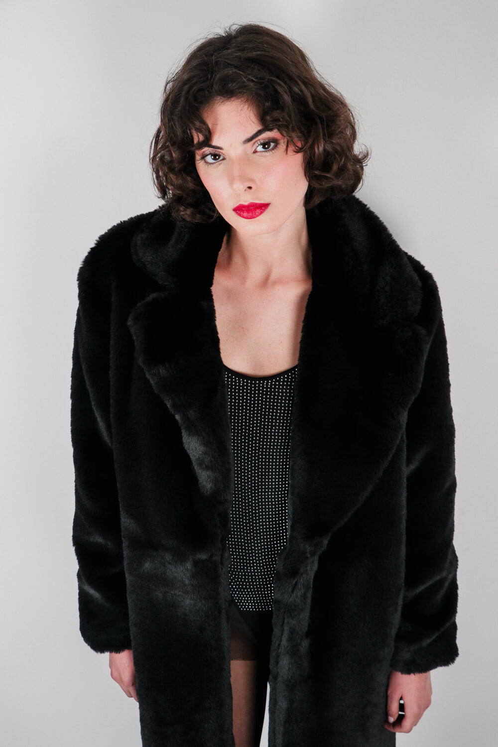 Παλτό από συνθετική γούνα