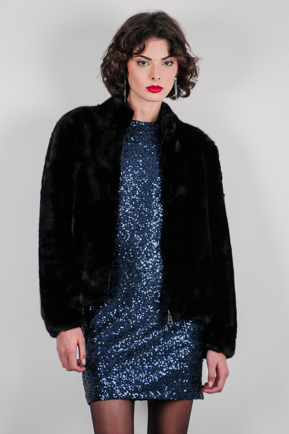 Κοντό παλτό με εφέ γούνας