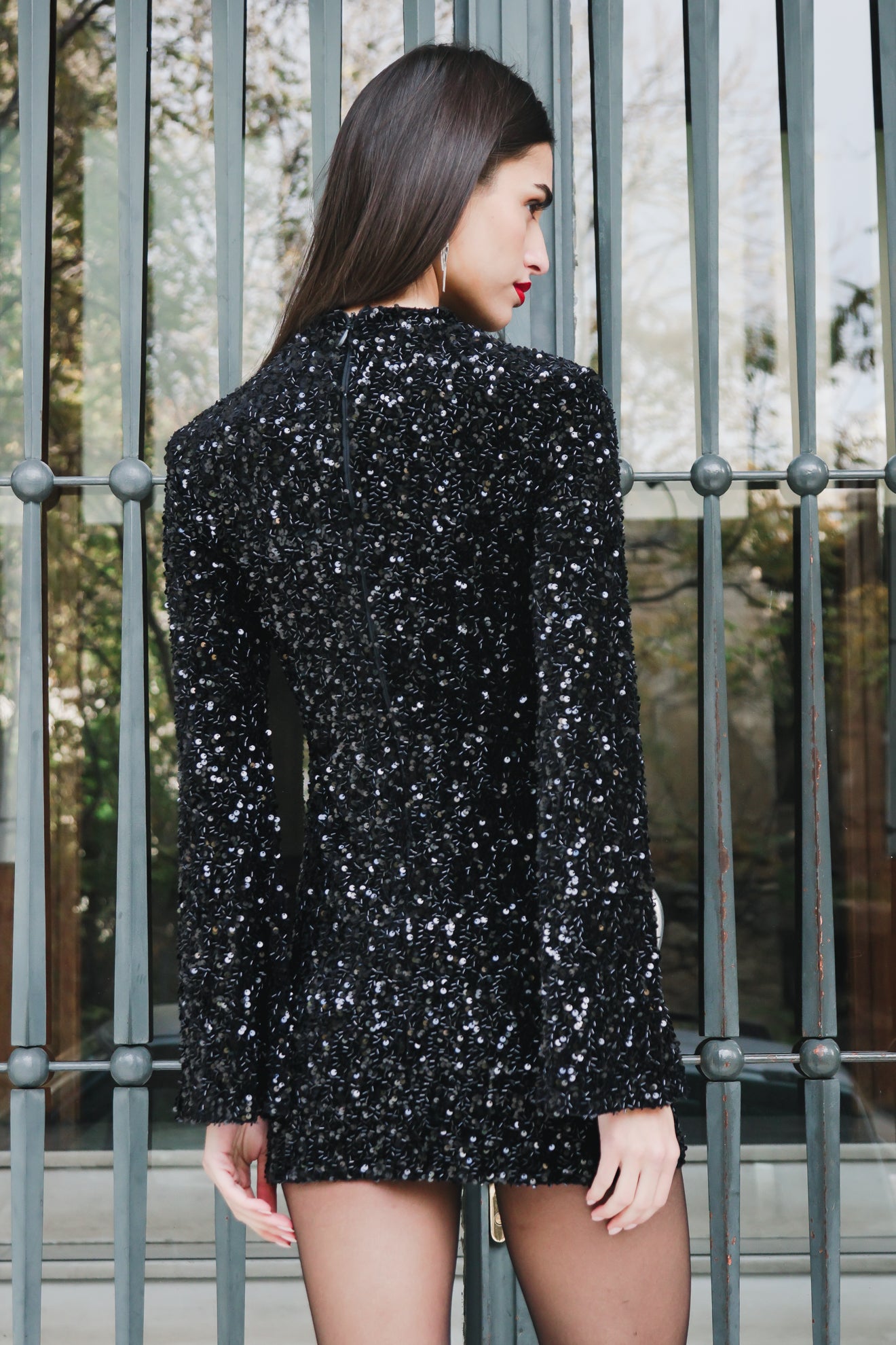 Mίνι φόρεμα με πούλιες