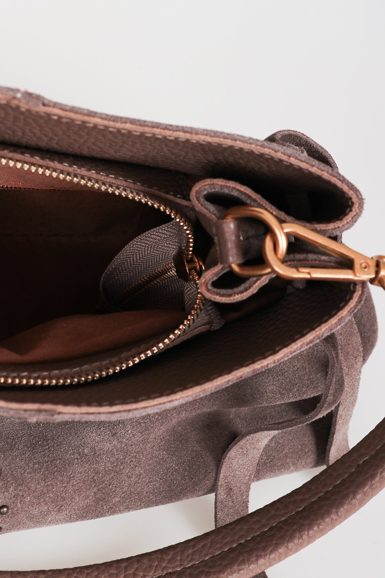 Δερμάτινη τσάντα city