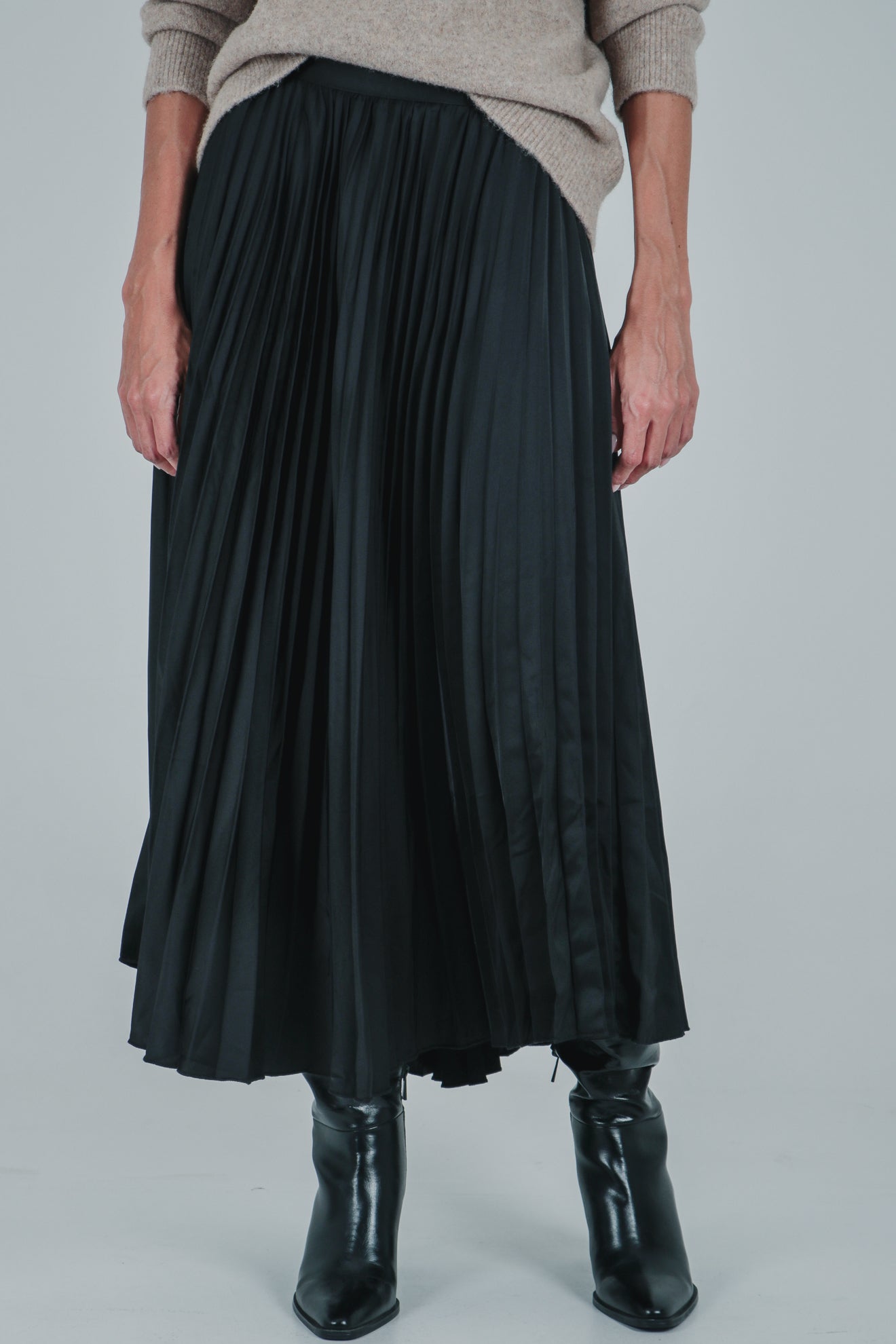 Μίντι φούστα πλισέ σατέν