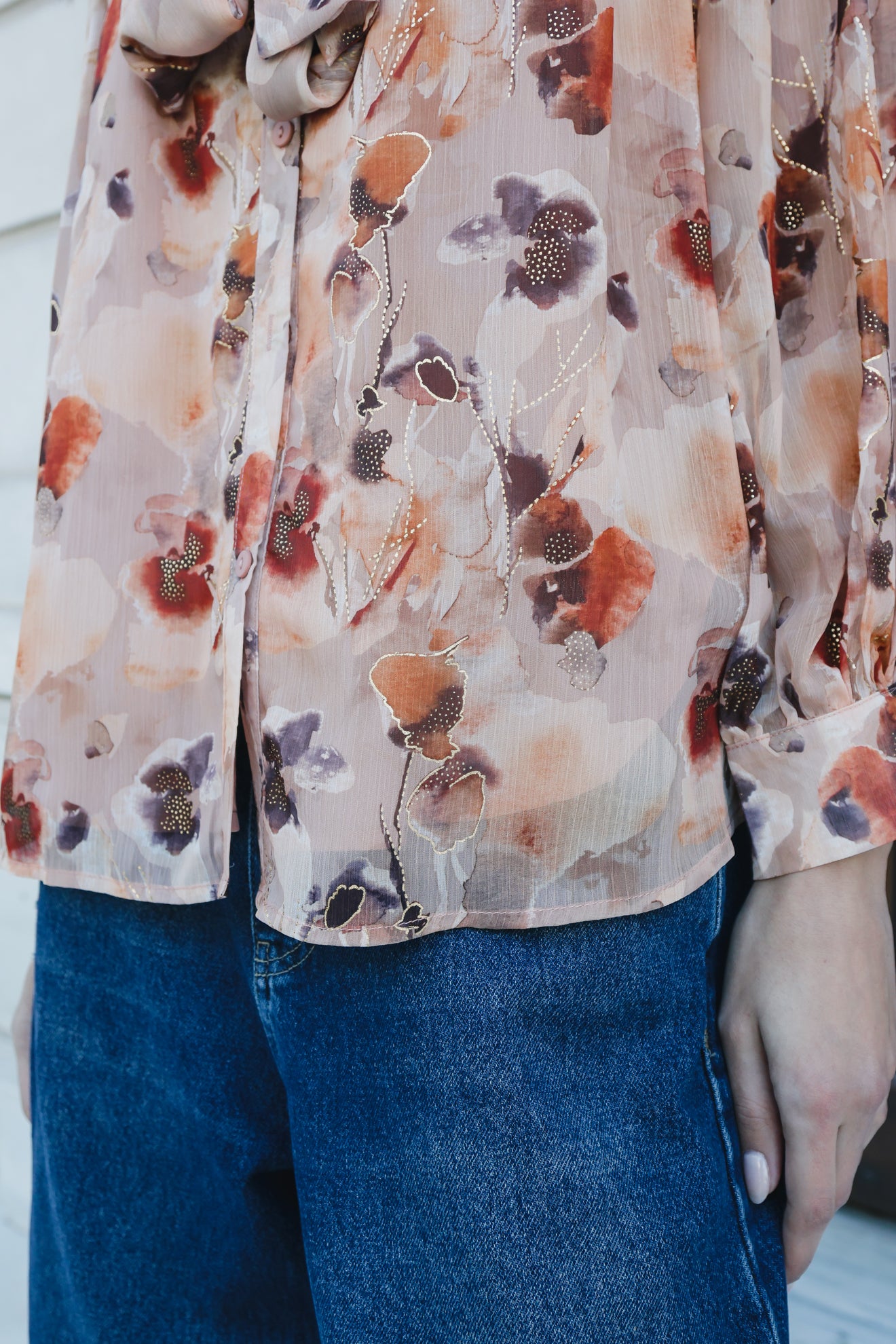 Εμπριμέ πουκάμισο με φιόγκο