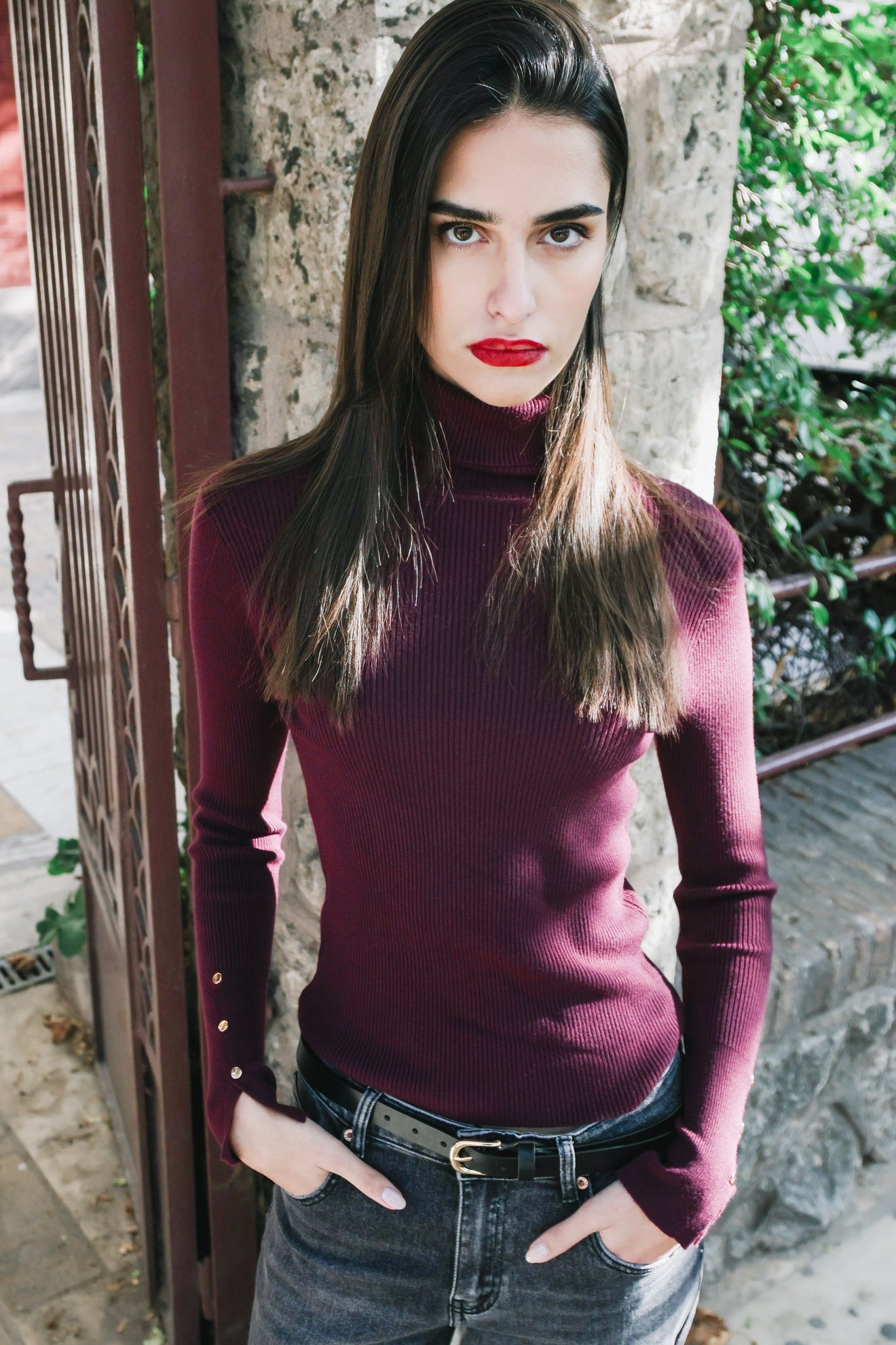 Πλεκτό ριπ με ψηλό λαιμό