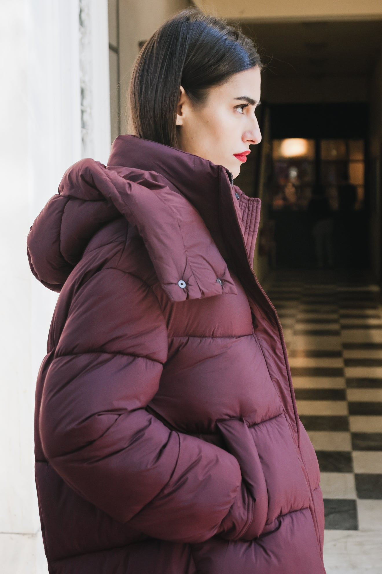 Μακρύ πουπουλένιο μπουφάν με κουκούλα