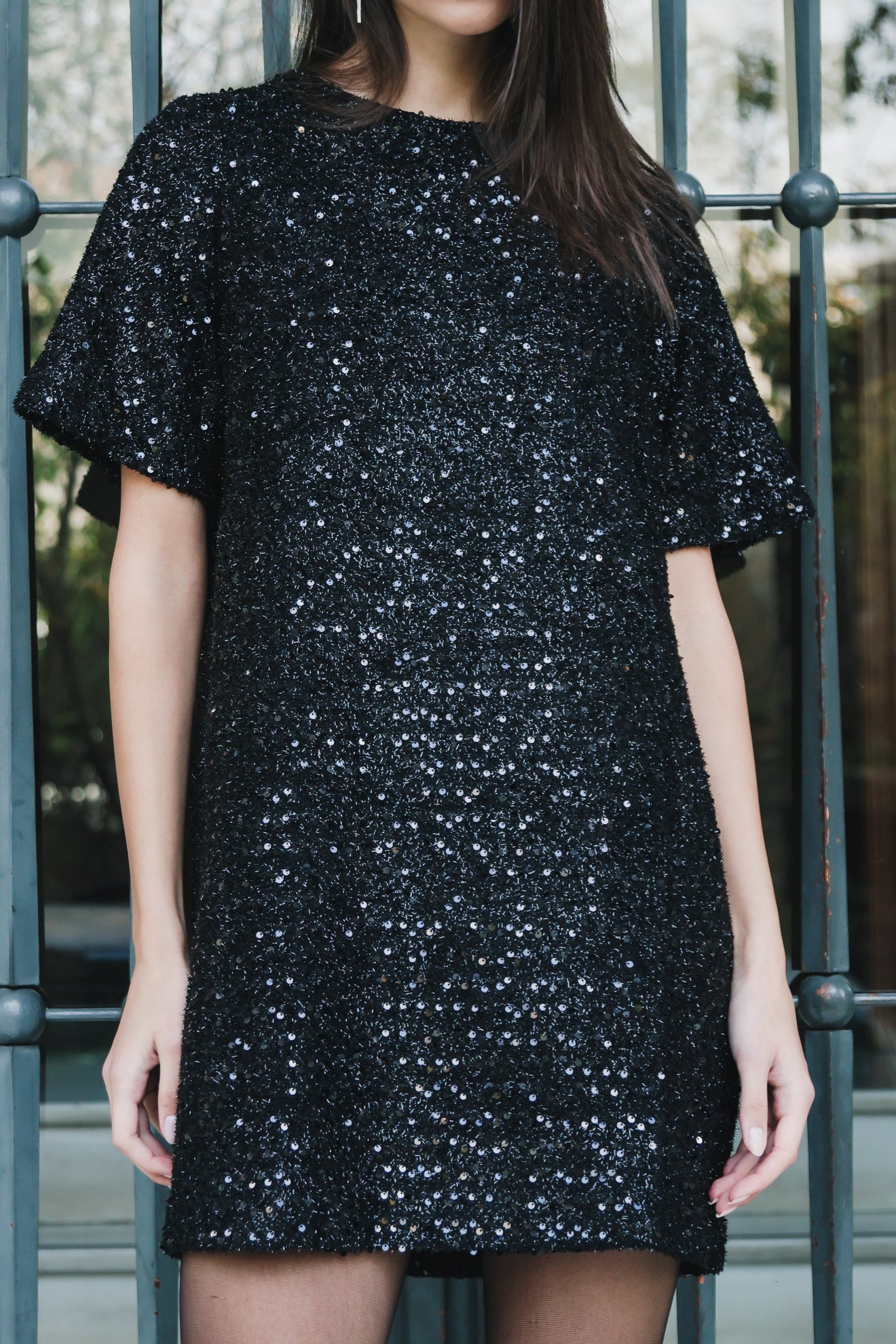 Κοντό φόρεμα με πούλιες