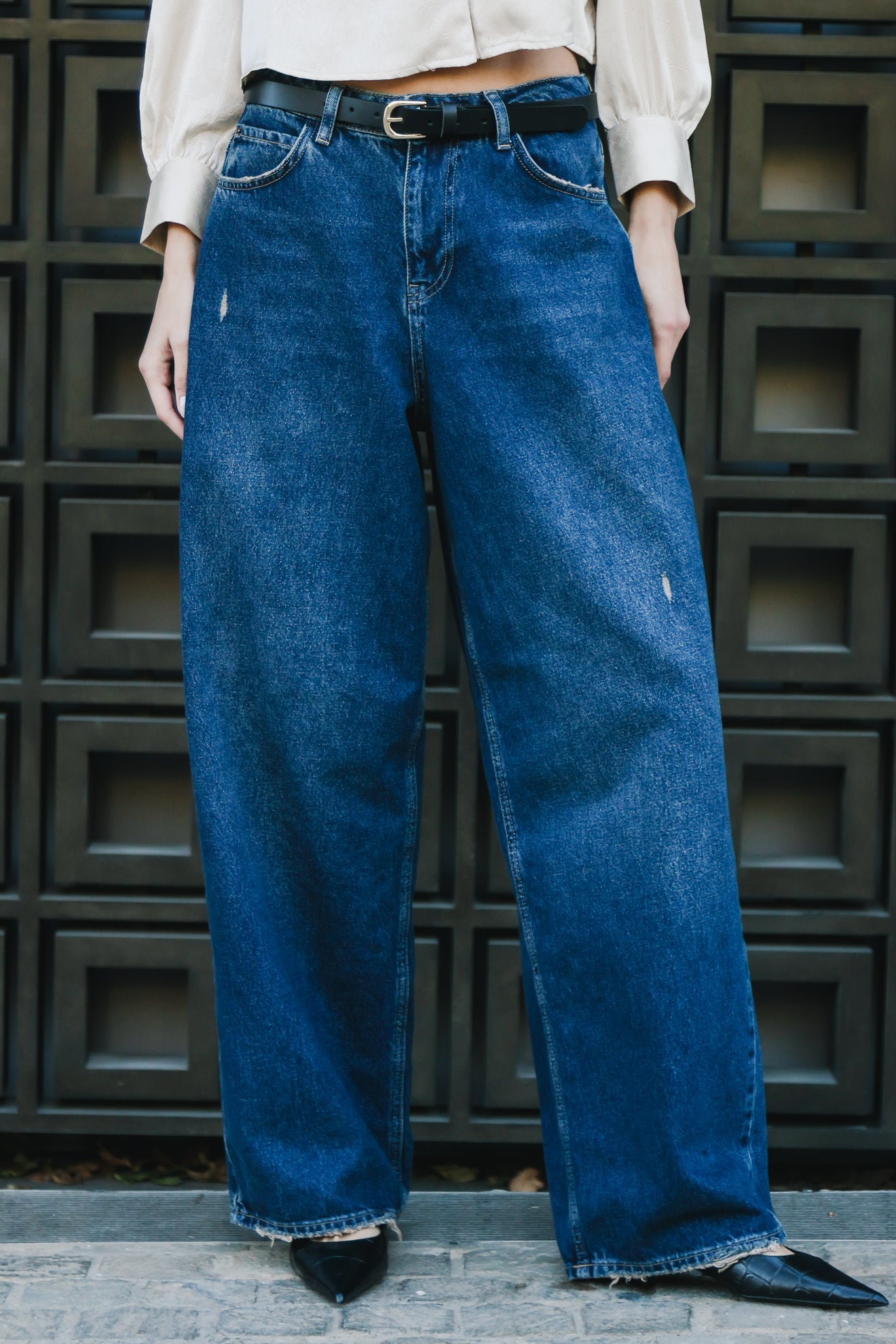 Τζιν με πολύ φαρδύ μπατζάκι
