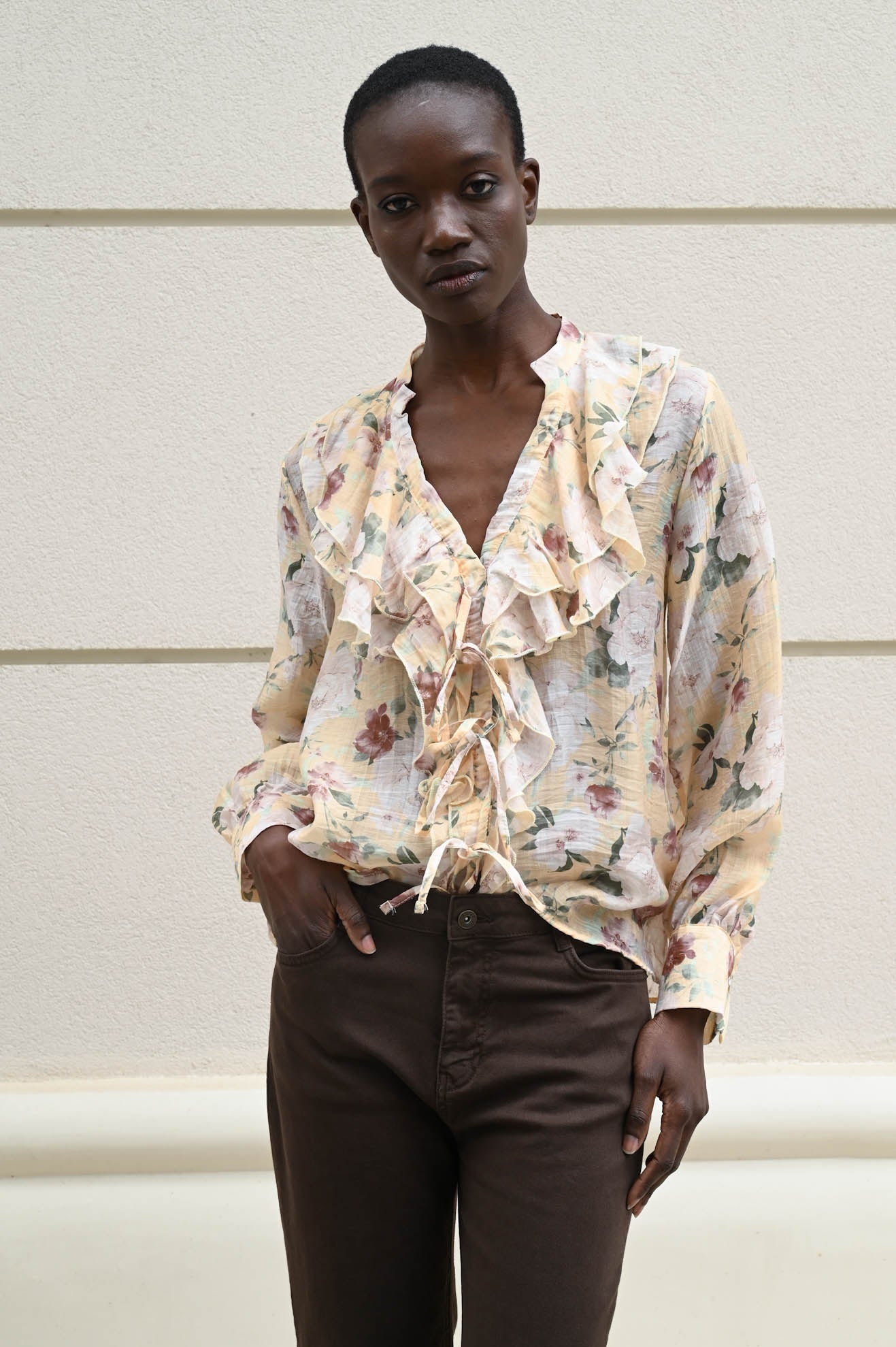 Πουκαμίσα εμπριμέ με βολάν